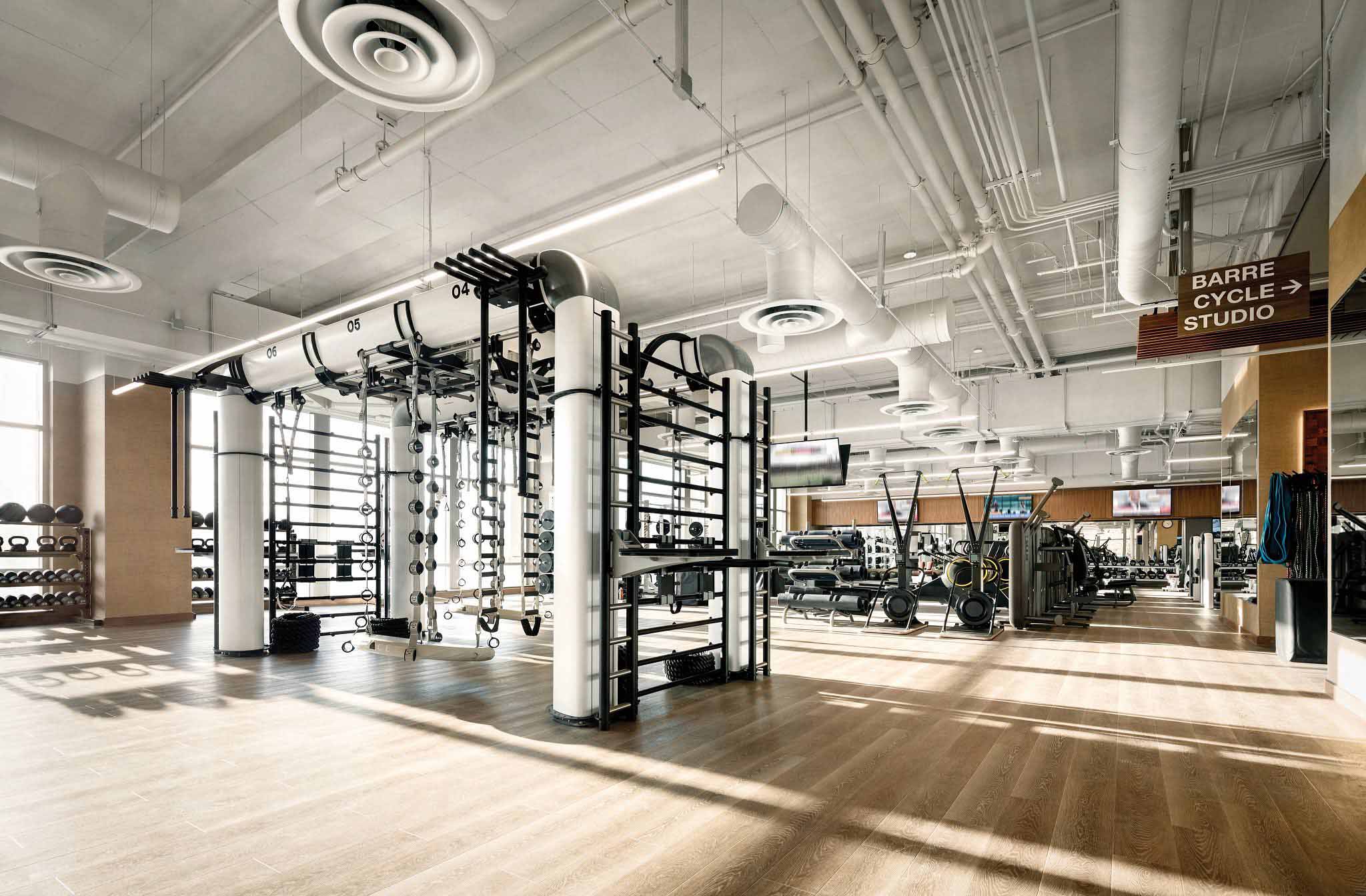 fitness floor at life time