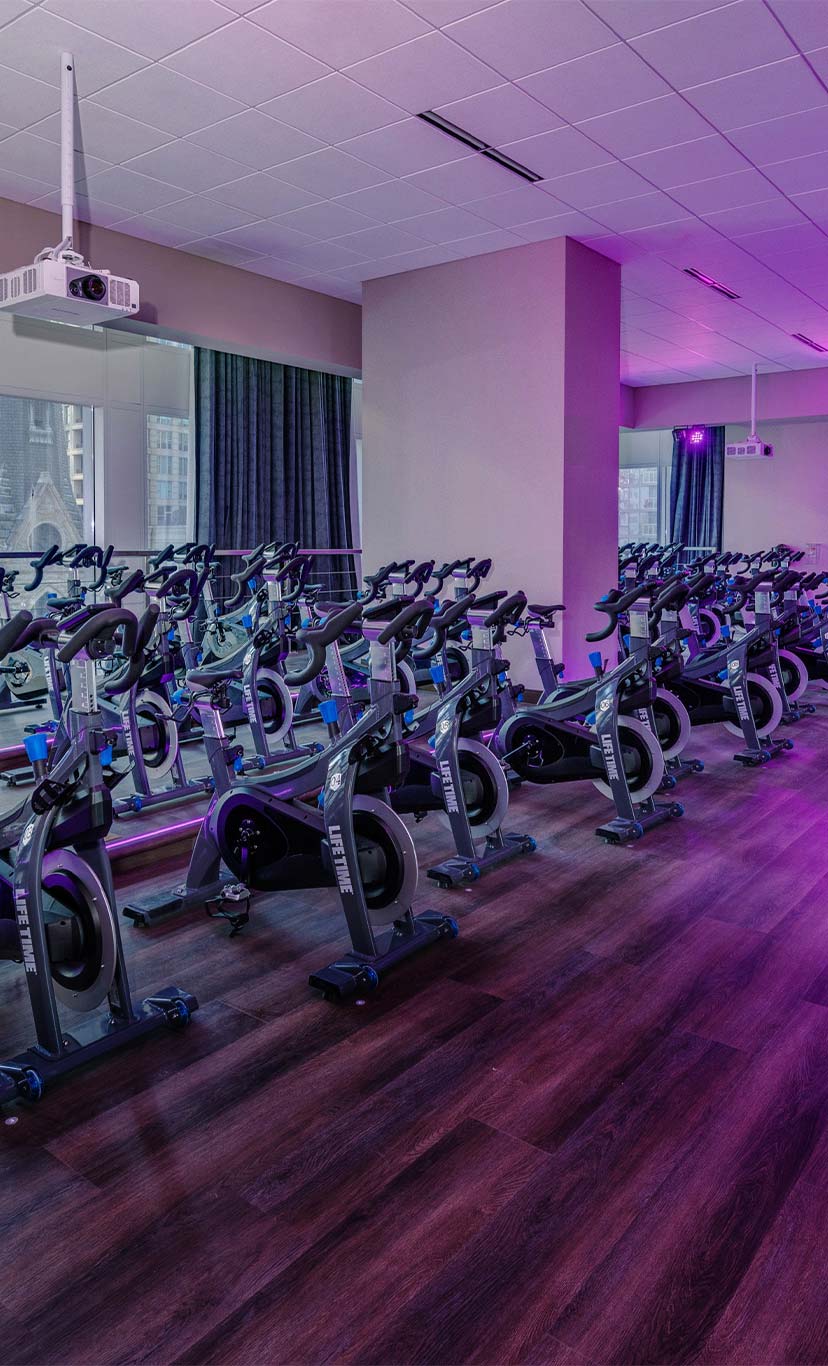 stationary bikes in a cycle class studio space