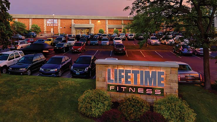 The front of Life Time Athletic, the best athletic club in St. Louis Park, MN