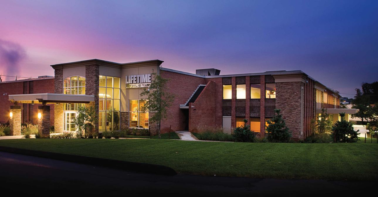 Luxury Country Club and Gym in Rockville Life Time Rockville